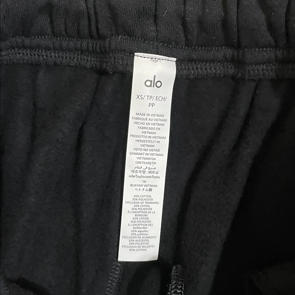 Alo Yoga NWT Accolade Sweatpants Cool Chrome Logo Black, Pockets XS